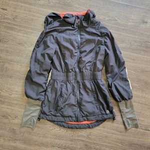 MPG Running Jacket with cinched waist and hood - S